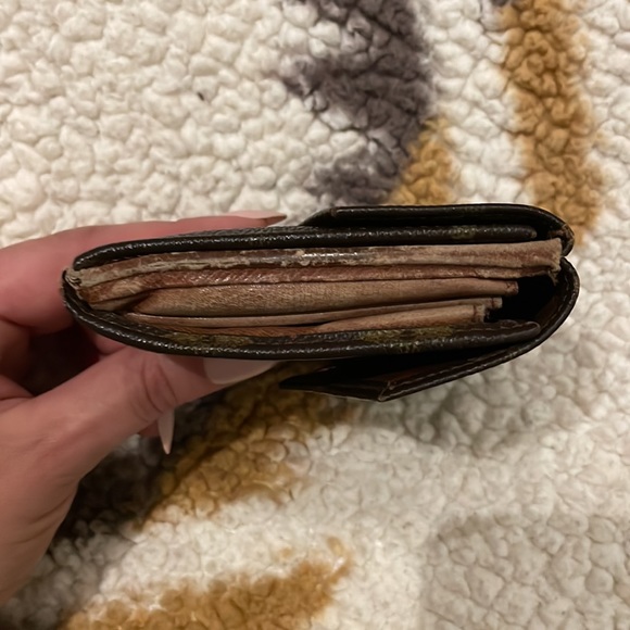 COPY - Louis Vuitton authentic mens wallet - Picture 7 of 9